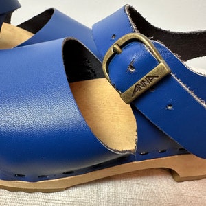 Bright blue Girls leather clogs timeless wooden clogs sandals buckle strap wedges boho style youth size 35 image 5