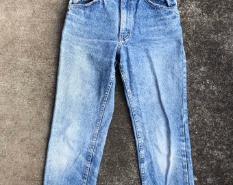 80’s Women’s Lee Jeans~ vintage high waisted denim~ distressed original faded blue rugged 100% cotton XXSM size or juniors