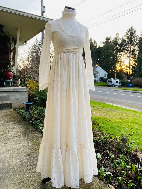 gunne sax wedding dress