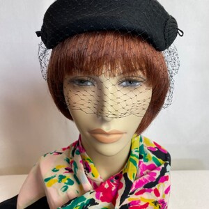50s 60s black netted hat Veiled netting felt wool dressy mini hats fascinator MCM mod pinup vintage fashions size 22 image 2