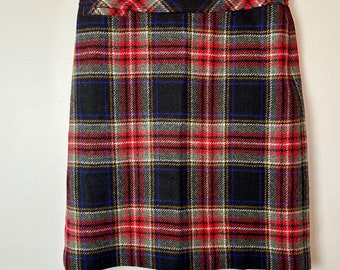 Wool plaid skirt~ LL Bean short classic timeless a-line skirts red black grey Petite size 6