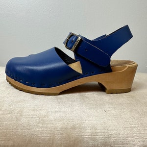 Bright blue Girls leather clogs timeless wooden clogs sandals buckle strap wedges boho style youth size 35 image 3