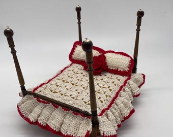 Handmade 1:12 Scale Crochet Bedding Set, Ruffled Dollhouse Decor