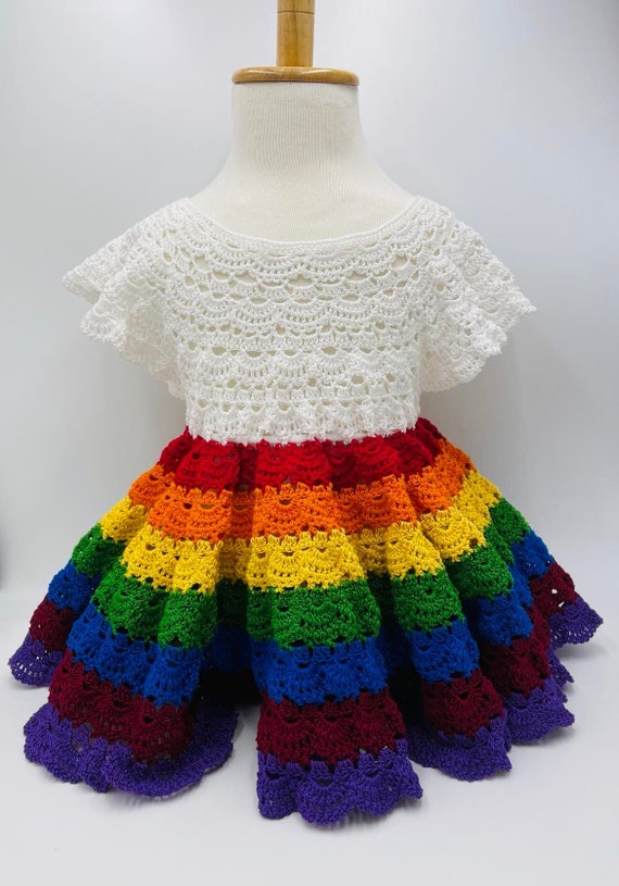 Patrón de vestido de crochet arcoíris para niña (PDF, descargable