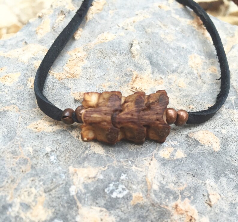 Childs snake vertebrae necklace, boys snake necklace, girls snake necklace, kids snake necklace, kids snake jewelry, childs snake vertebrea image 3