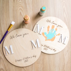 Mother&#39;s Day Handprint Sign, Custom DIY Handprint Sign, Mother&#39;s Day Present, Custom Mom&#39;s Day Gift, Gift for Mom, Gift for Grandma Keepsake