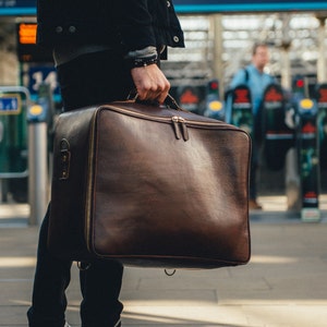 Leather Suitcase, Men's Travel Bag, Handmade Leather Bag, Large Travel Suitcase, Vintage, Retro, Holdall, Men's Fashion, Hip