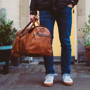 Duffle Bag in Cognac, Leather Holdall, Large Luggage, Carry All, Oversized Leather Luggage, Carry on Baggage, Vegetable Tanned, Full Grain