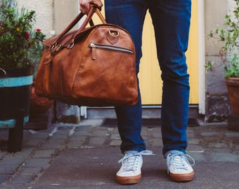 Duffle Bag in Cognac, Leather Holdall, Large Luggage, Carry All, Oversized Leather Luggage, Carry on Baggage, Vegetable Tanned, Full Grain