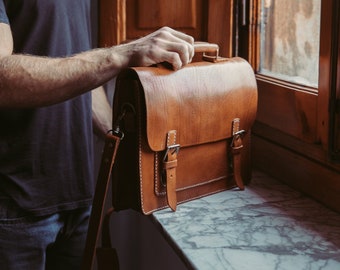 Briefcase Convertible, Leather Messenger, Messenger Bag, Leather Work Bag, Unisex Briefcase, Backpack, Leather Rucksack, Leather Laptop Bag