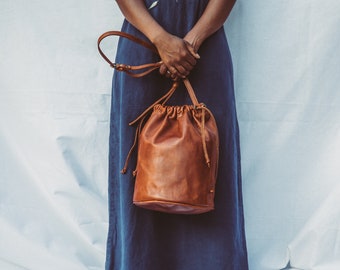 Summer bag, leather drawstring shoulder bag made of soft vegetable tanned full grain lamb leather, wedding GIFT