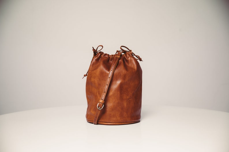 Summer bag, leather drawstring shoulder bag made of soft vegetable tanned full grain lamb leather, wedding GIFT image 6