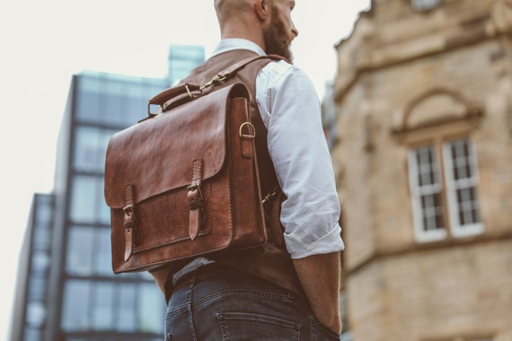 Men's Messenger Bag, 15 Leather Briefcase, Cosmopolitan Fashion