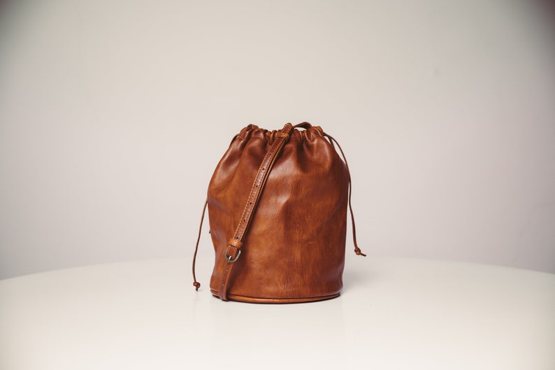 Summer bag, leather drawstring shoulder bag made of soft vegetable tanned full grain lamb leather, wedding GIFT image 5