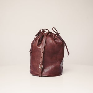 Leather crossbody bag made of soft leather, vegetable tanned lamb leather drawstring bucket bag, GIFT for her image 4