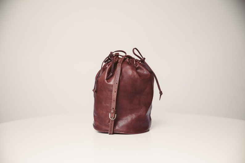 Leather crossbody bag made of soft leather, vegetable tanned lamb leather drawstring bucket bag, GIFT for her image 4