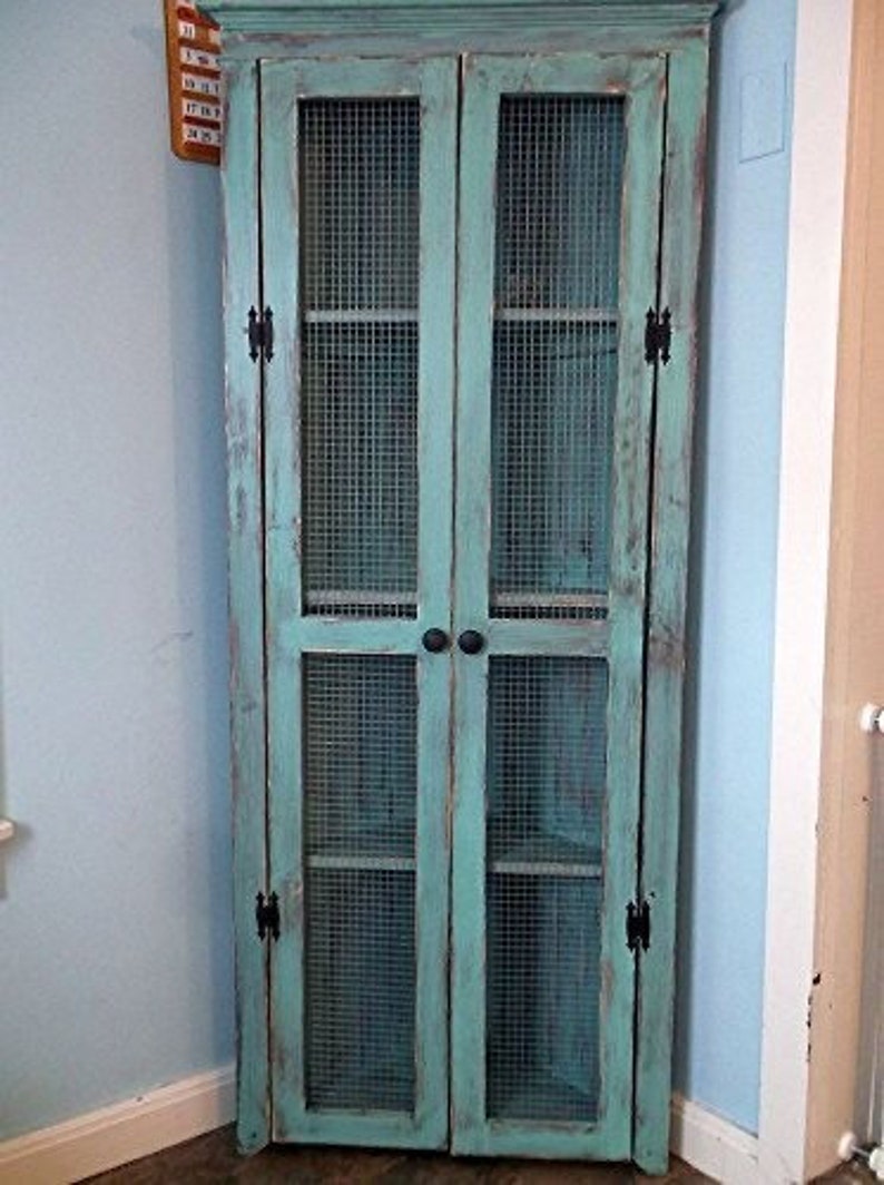 Gabinete de esquina rústico afligido esquina estantes esquina | Etsy