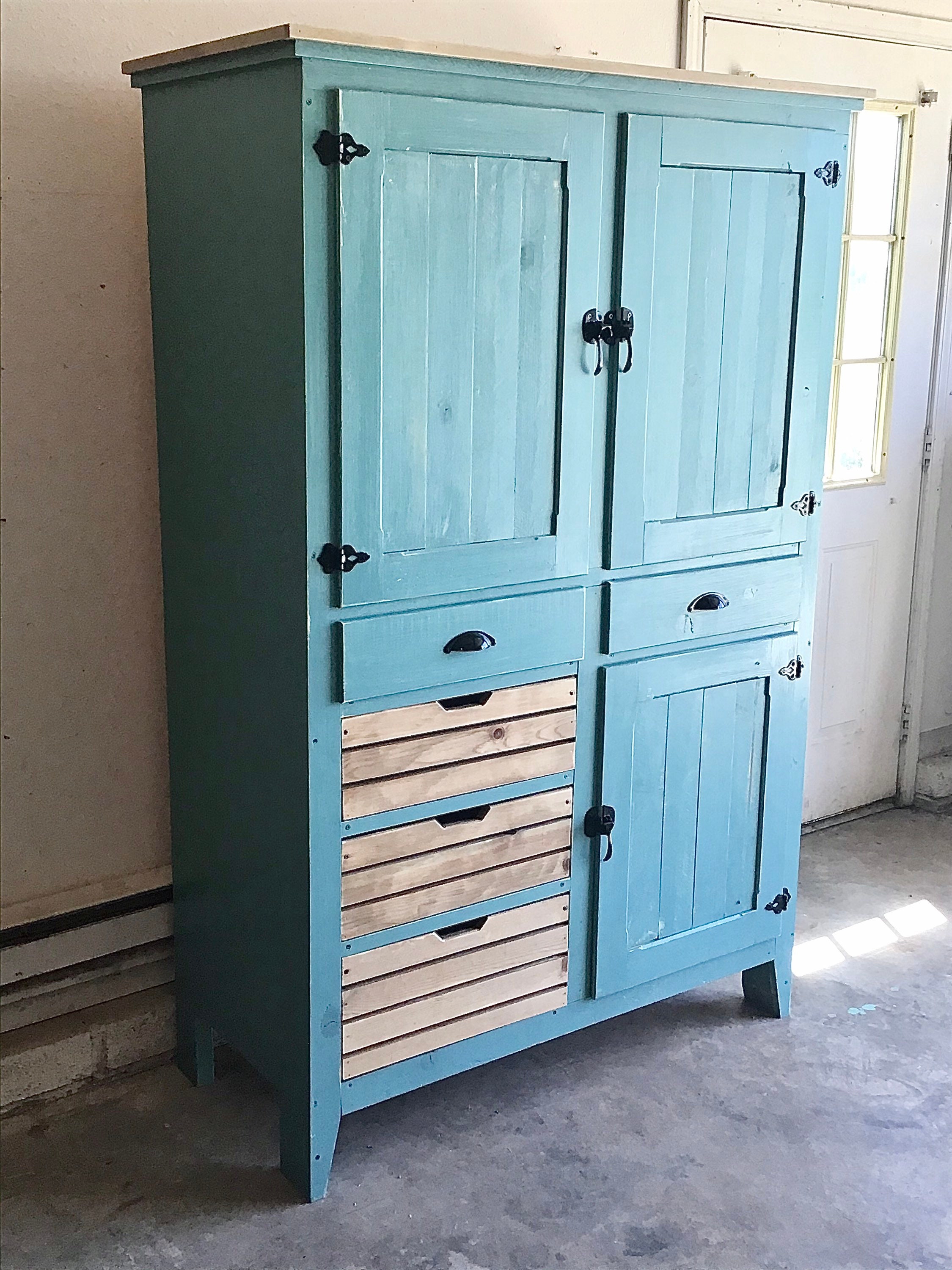 Rústico Teal Pantry Cabinet casa de campo despensa afligido | Etsy