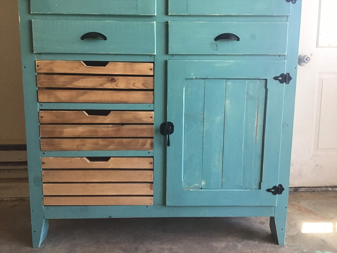 Rústico Teal Pantry Cabinet casa de campo despensa afligido | Etsy