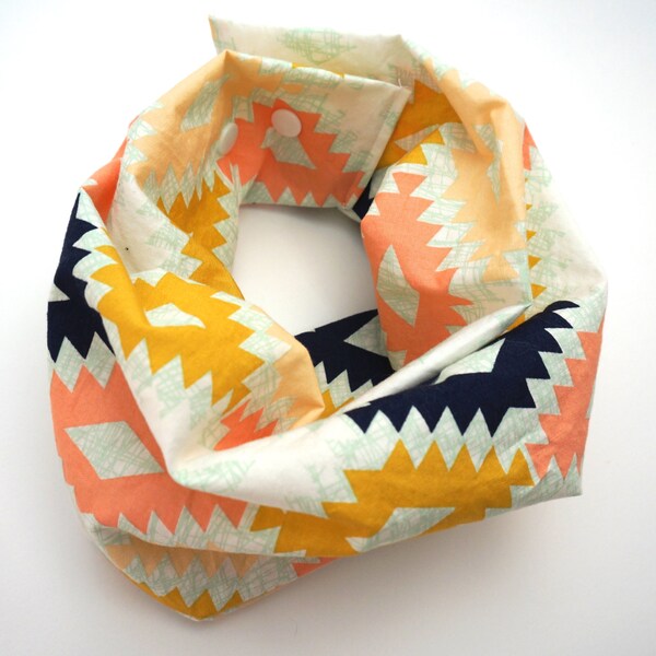 Aztec print baby scarf / Child scarf / Baby bib / Scarf bib / Drool bib / Drool scarf