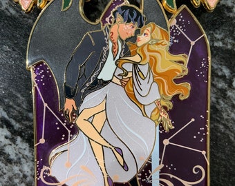 Romance Fantasy Couple Graad A pin