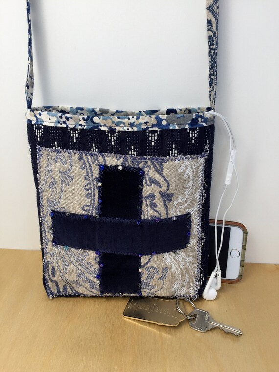 small cloth shoulder bag