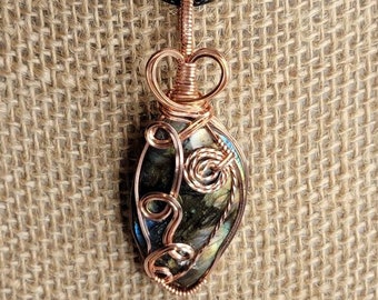 Copper Wire Wrapped Labradorite w/ Rainbow Flash (LABWW6)