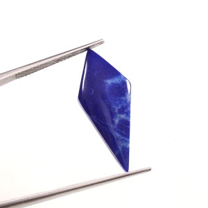 Incroyable pierre précieuse naturelle de cerf-volant cabochon lapis-lazuli +AAA+, taille 11x28mm, poids 7 carats, vente en gros de pierre en vrac, pièce unique pour bijoux en bague