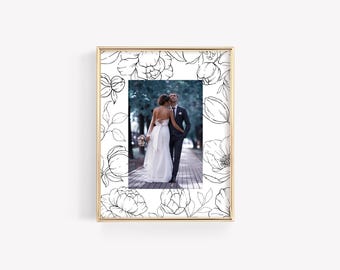 Romantic Floral Keepsake Photo Mat Grandmillenial Home Decor for Living Room Anniversary Gift for Couple Feminine Decor