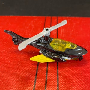 Vintage Hotwheels Bat Copter, 1185, MJ,1,NL, DC Comics, by Mattel, Inc, black and yellow, made in Thailand