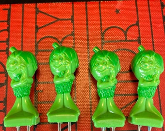 FOUR Vintage GREEN GIANT Plastic Cans of Preschool Play Food Toy Kitchen 