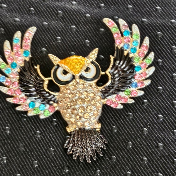 Vintage Rhinestone Owl Brooch. Enameled Wise Bird Pendant Pin Accessory; Radiant Shining wild bird pin