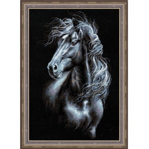 RIOLIS Counted Cross Stitch Kit - Breeze Through Mane