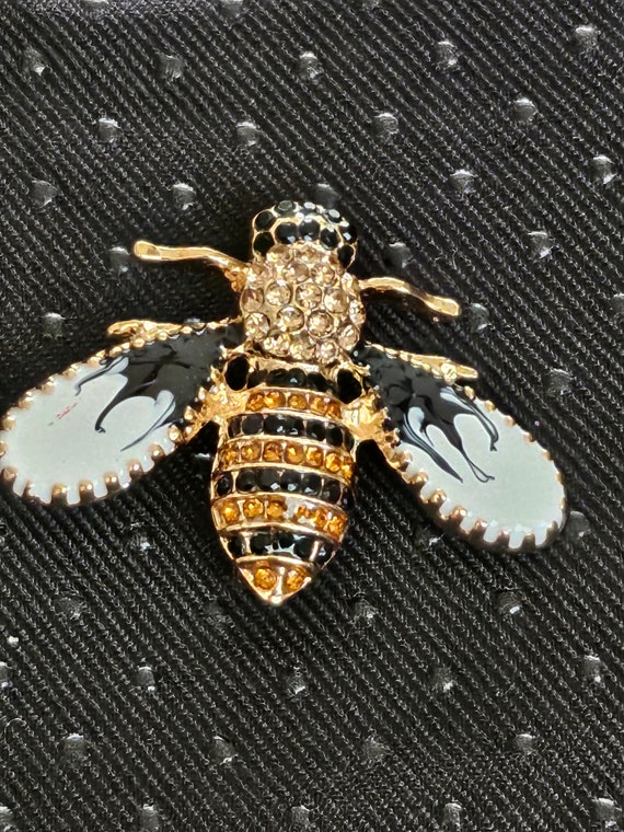 Vintage Enamel Rhinestone  Honey Bee Brooch; Insec