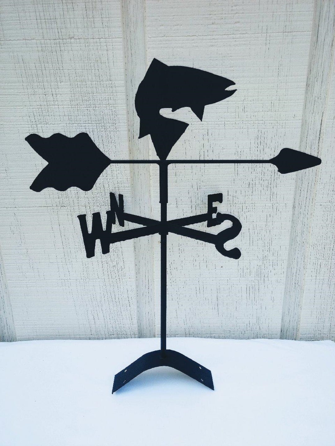 The Lazy Scroll Fish Roof Mounted Metal Weathervane Black