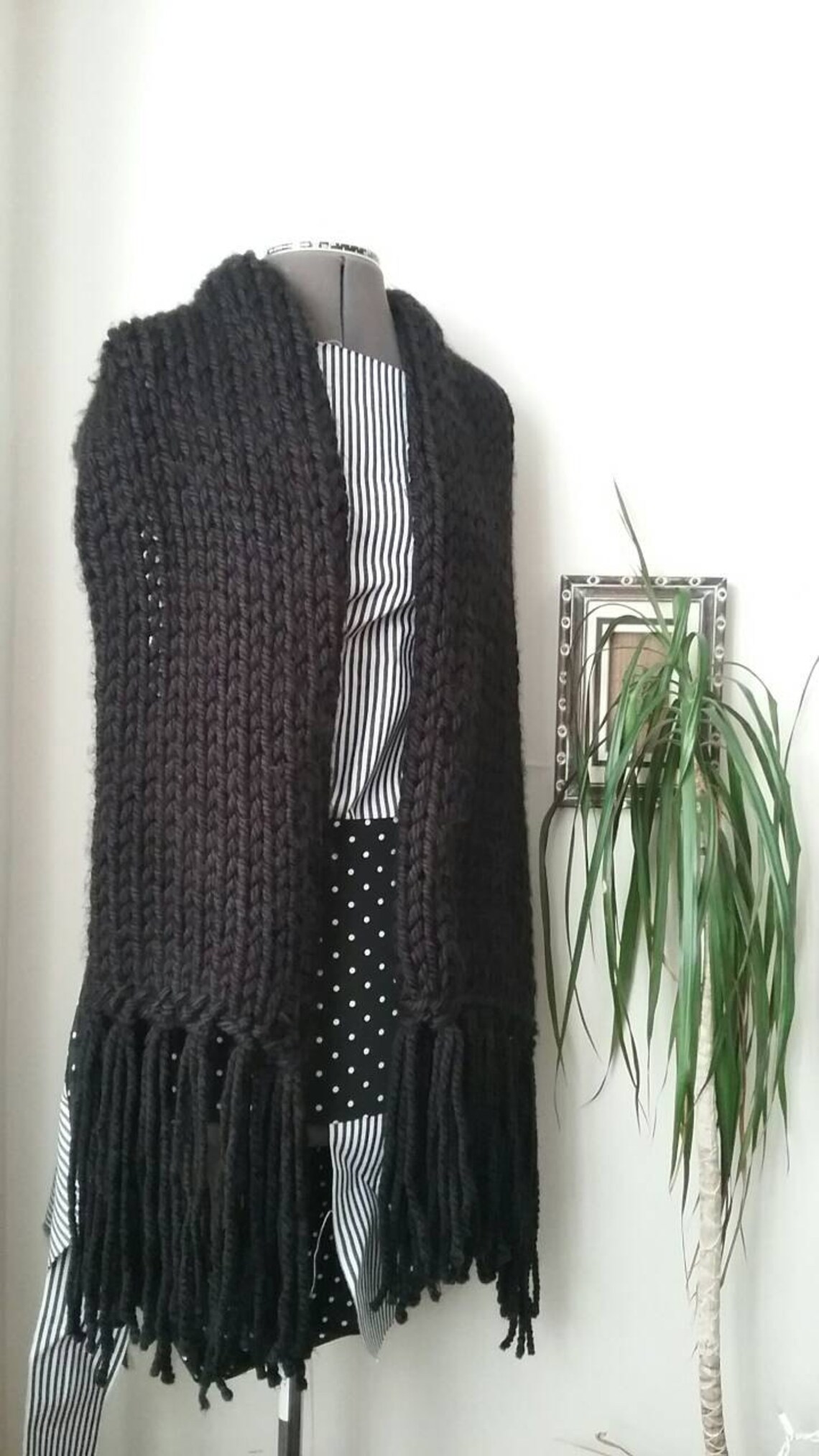 Extra long Black chunky knit scarf wrap with Fringe Tassels Etsy