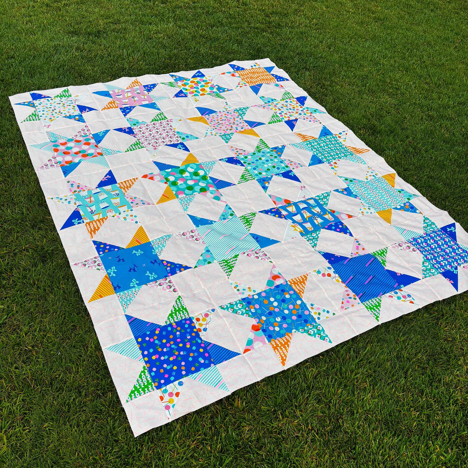 Layer Cake Stars Quilt Pattern - PDF Download - Layer Cake Quilt ...