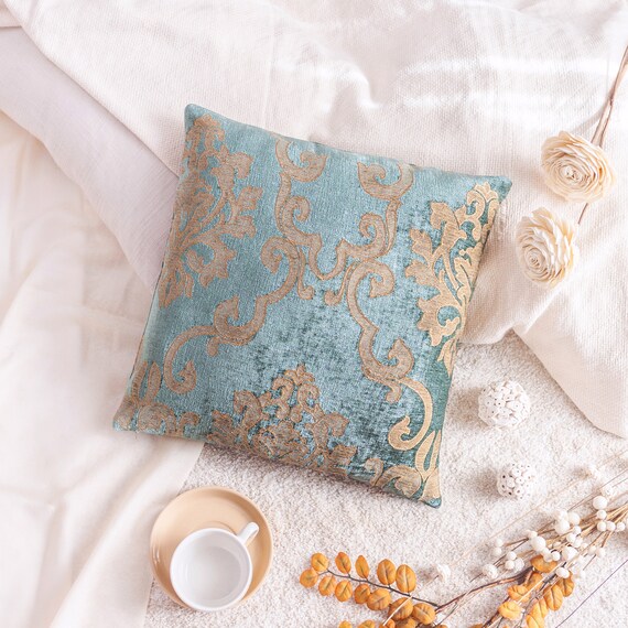 Tan throw pillow clearance covers