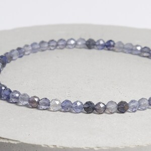Iolite bracelet / dainty iolite bracelet / delicate iolite bracelet