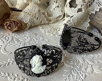 Cameo-armband, cameo, armband, svart, vintagearmband, cameosmycken, manschettarmband, viktorianskt armband, antikt armband, goth, art déco