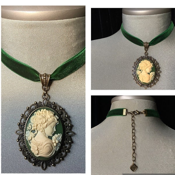 Vintage green choker, Victorian green necklace, Green velvet choker, antique green cameo, lady cameo jewelry, Parisian jewelry, gift for her