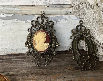Vintage brooch, cameo brooch, brooch, cameo, Victorian brooch, antique brooch, cameo necklace, brooch pin, Mother's Day gift, cameo jewelry