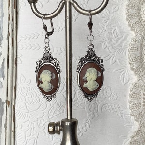 Brown cameo, brown cameo earrings, lady cameo, cameo jewelry, Edwardian cameo, Victorian cameo, Mother&#39;s Day gift, bridal cameo earrings