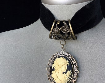 Choker voor dames, zwarte choker, zwart fluwelen ketting, gothic choker, ivoren choker, camee-sieraden, ivoor en zwart, lesbische ketting, bruiloft