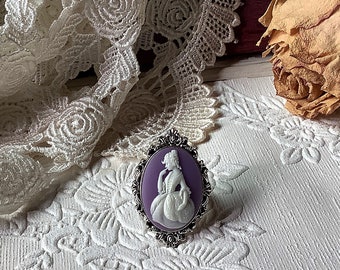 Purple cameo ring, cameo ring, lady cameo ring, vintage ring, cameo jewelry, victorian ring, antique cameo ring, silver ring, lavender ring