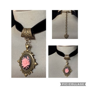 Rose choker, gothic choker, velvet choker, rose necklace, pink rose, Halloween, flower cameo, rose jewelry, bridal choker, rose cameo choker