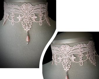 Różoworóżowy, koronkowy choker, jasnoróżowy choker, różoworóżowy naszyjnik z pereł, różowy koronkowy choker, koronkowy choker w stylu vintage, romantyczny koronkowy choker, ślubny choker