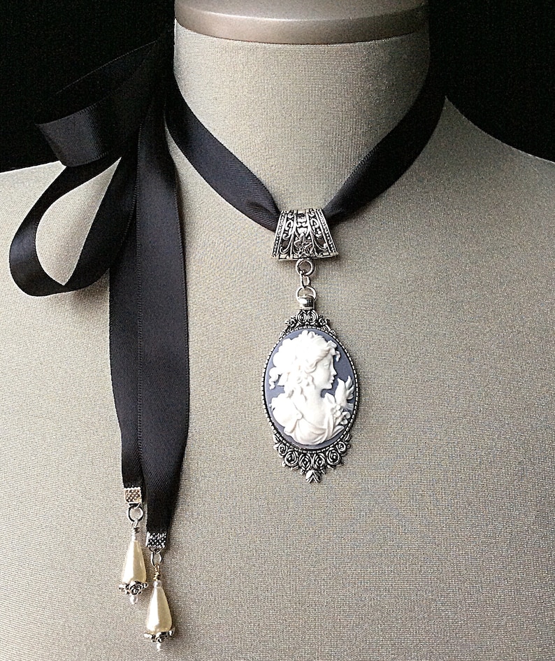 Cameo necklace, cameo choker, cameo jewelry, vintage cameo, silver choker, vintage jewelry, cameo pendant, victorian choker, bridal jewelry image 9