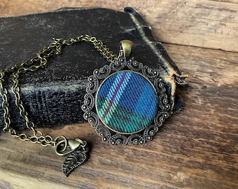 Nova Scotia tartan, tartan jewelry, Nova Scotia jewelry, Nova Scotia pendant, Scottish jewelry, clan jewelry, family tree jewelry, plaid