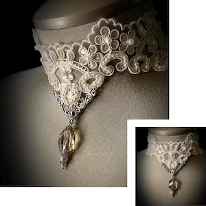 Beaded pearl choker, ivory lace choker, vintage pearl necklace, Victorian bride, vintage jewelry, pearl choker, elegant bridal accessories